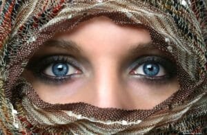 Combat winter dryness with homemade face packs that nourish and restore your skin’s natural glow.