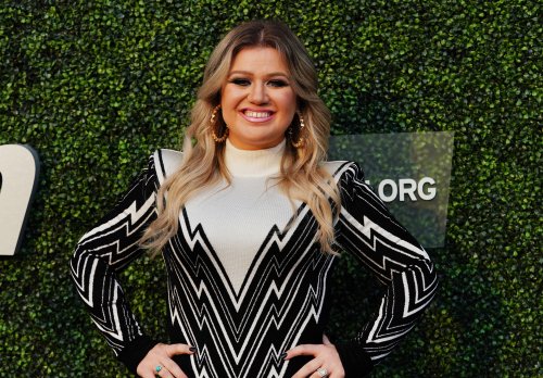 Kelly Clarkson's Inspiring Weight Loss Journey